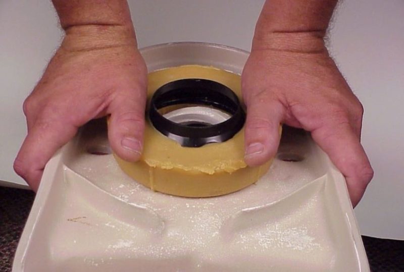 installing the wax ring