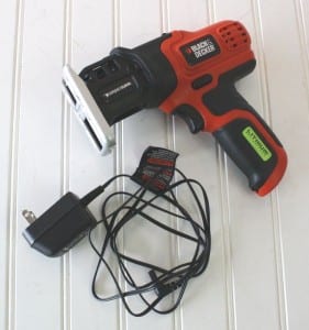 Black and Decker LPS7000 Compact Saw Review