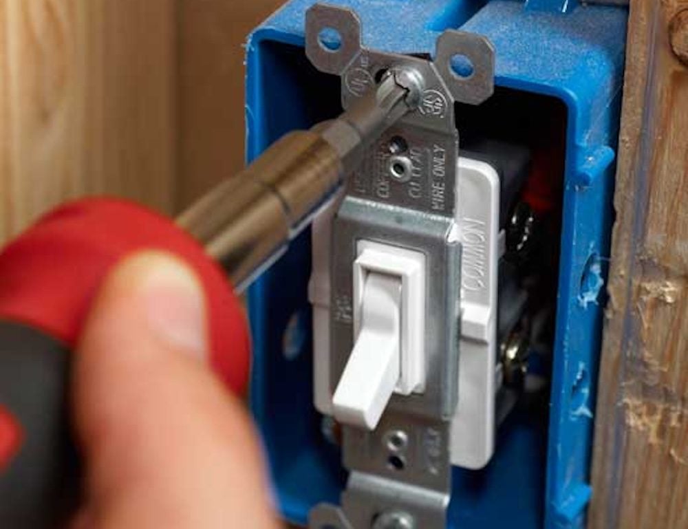 Milwaukee 11-in-1 multi-bit screwdriver