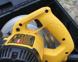 DeWalt DW368 Circular Saw feature 3