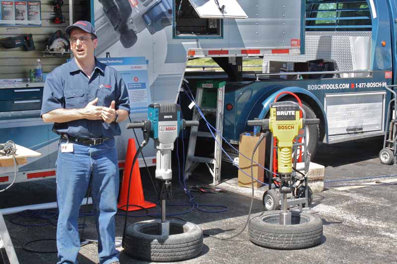 Bosch BH2760VC Brute Breaker Hammer