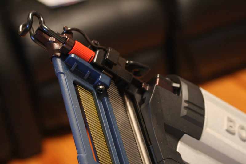 Bosch FNA250-15 15 ga Angled Finish Nailer feature 3