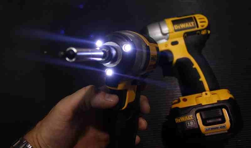 DeWalt DCF885L2 Impact Driver LED Light