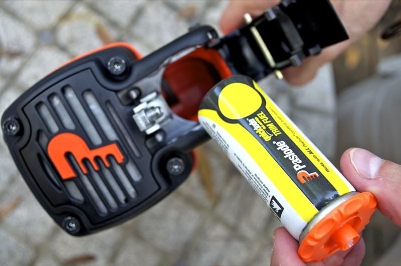 Paslode IM250A LI cordless 16-ga finish nailer load fuel