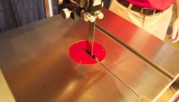 Jet Tools 14โ Steel Frame Bandsaw throat plate