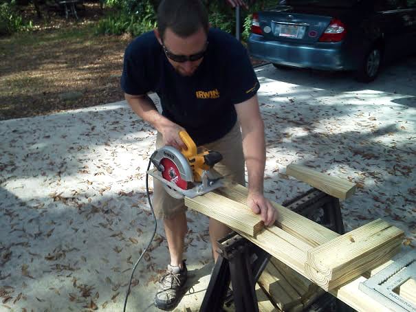How to Build a Small Pergola Swing