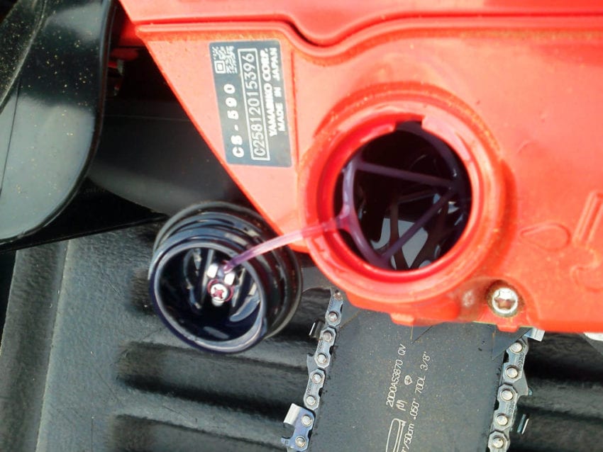 Echo CS590 Cap Attach