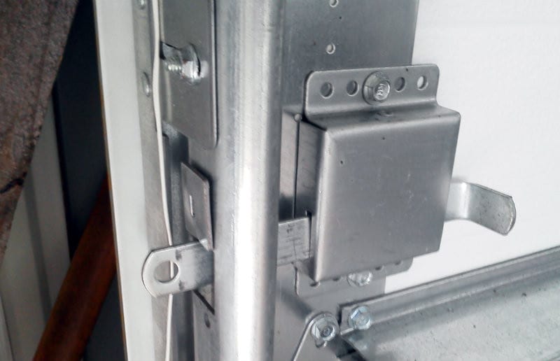 Clopay 3720 Commercial Door Review: Clopay Lock