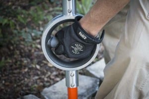 Bosse Round Point Shovel handle grip