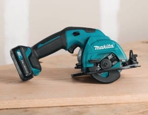 Makita SH02R1 12V circular saw beauty