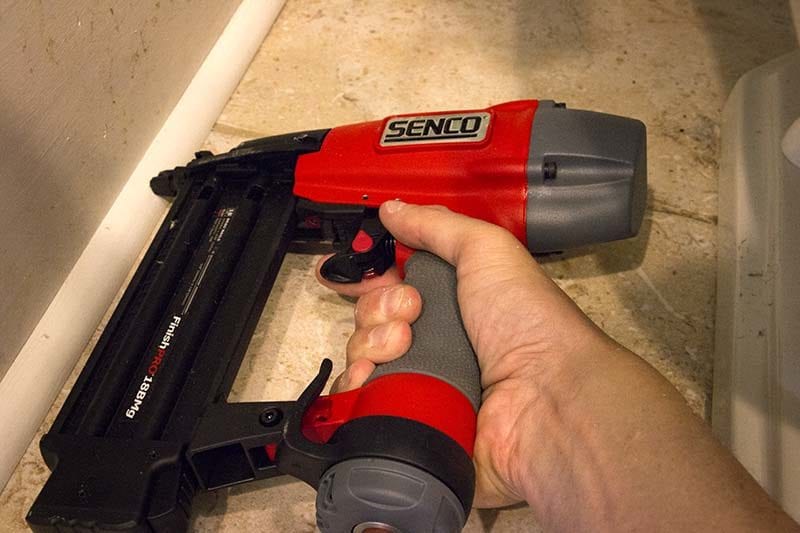Senco FinishPro 18BMg In Action
