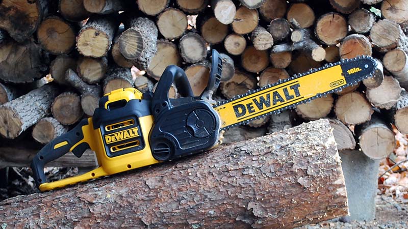DeWalt 40V Max Chainsaw Feature