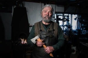 CRKT Forged By War - CRKT Birler 2