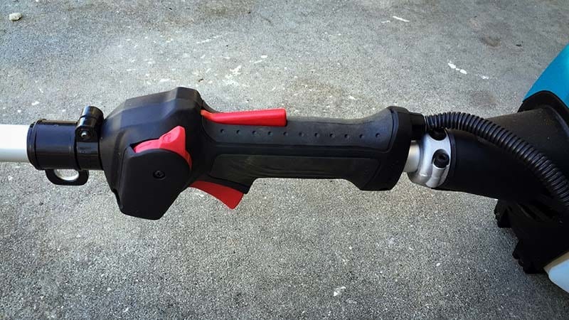 Makita EM2650LH 4-Stroke String Trimmer Control