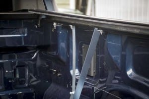 Peragon tonneau cover ramp