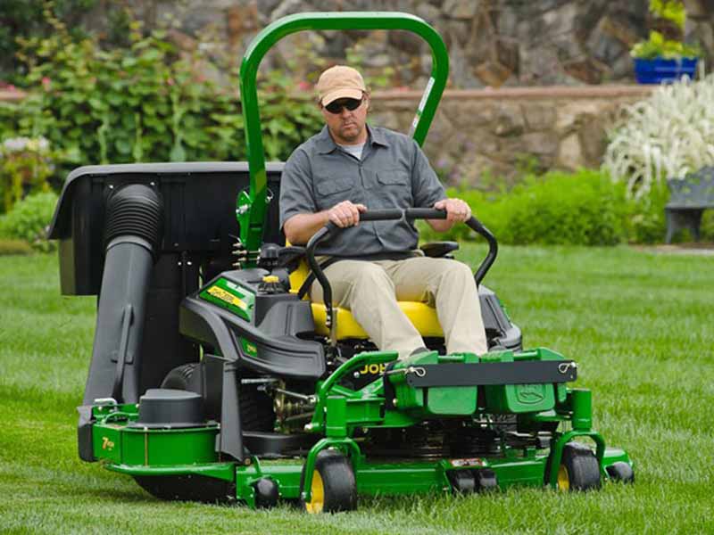 John Deere Z915B Zero Turn Mower application
