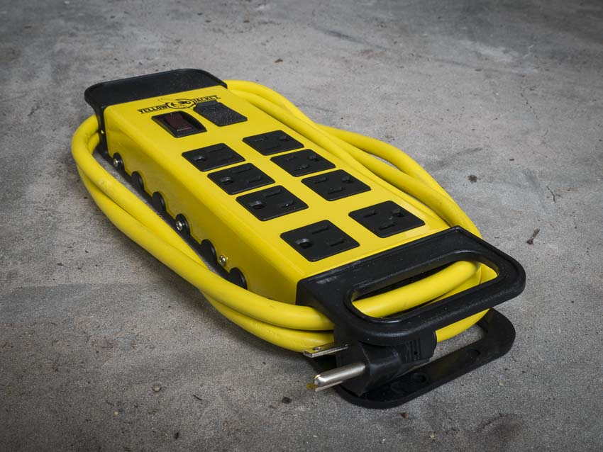 Yellow Jacket 5148 8-outlet power block