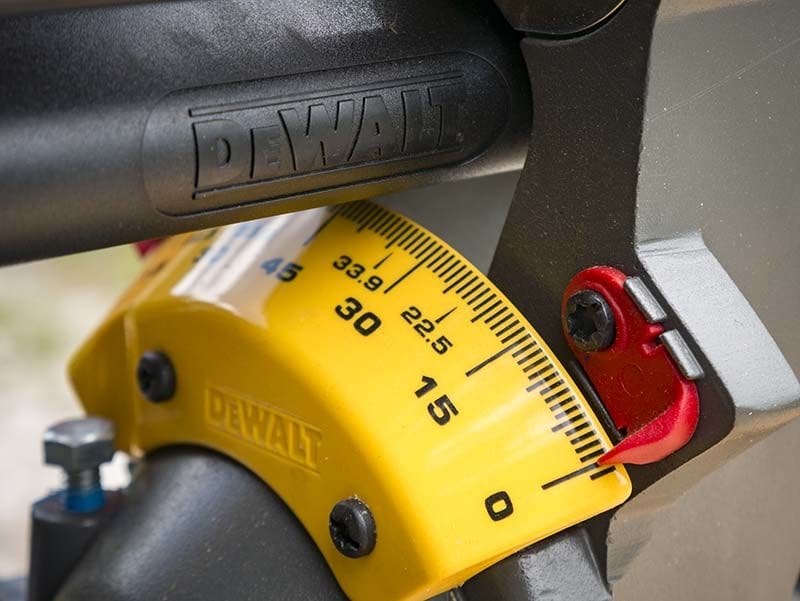 DeWalt FlexVolt 120V Max Double Bevel Sliding Compound Miter Saw Bevel Gauge