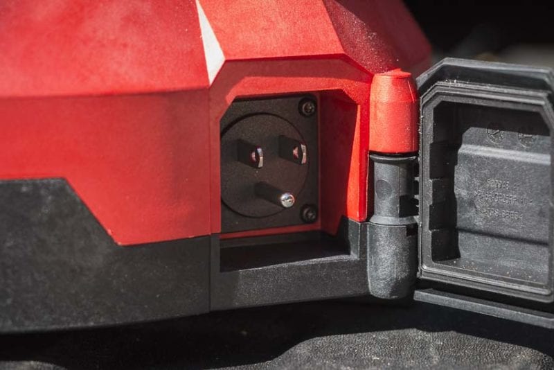 Milwaukee Radius Cord inlet
