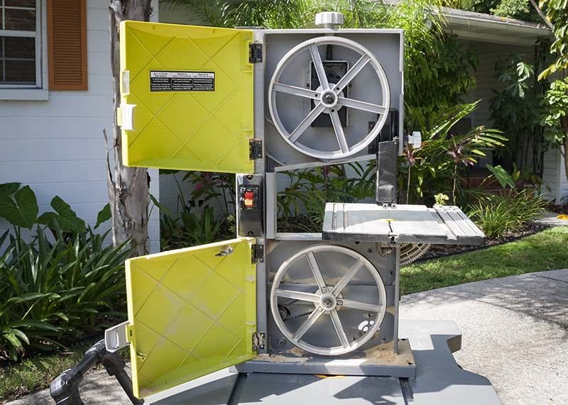 Ryobi 9-Inch Band Saw 03