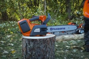 husqvarna t536li xp top handle chain saw