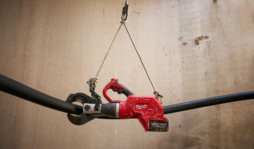 Milwaukee M18 FORCE LOGIC 3-inch underground cable cutter with wireless remote