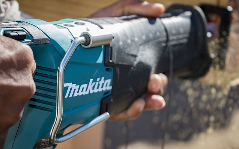 Makita XRJ05 18V LXT Brushless Recipro Saw Review