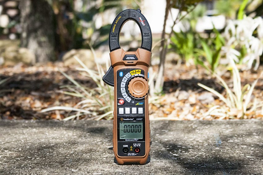 Southwire MaintenancePRO Smart 1000A Clamp Meter