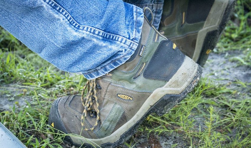 Keen Men's Davenport Mid AL Waterproof Composite Toe Boot