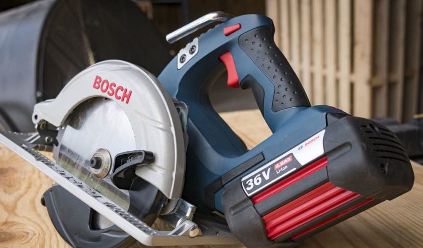Bosch 1671B 36V Circular Saw 03