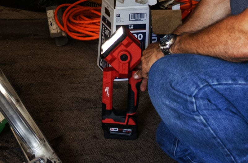Milwaukee M18 Search Light
