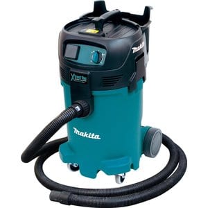 Makita VC4710