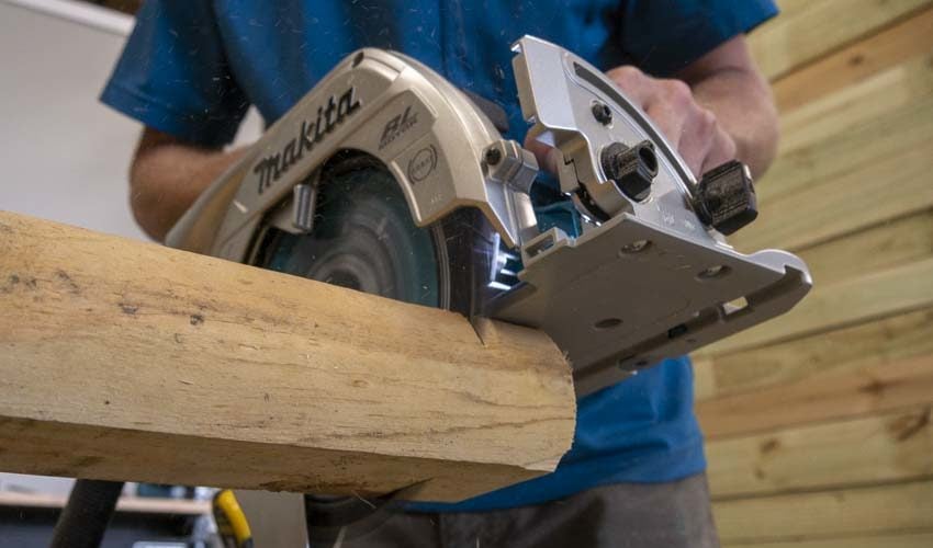 Best Cordless Circular Saw Capacity - Makita XSH10