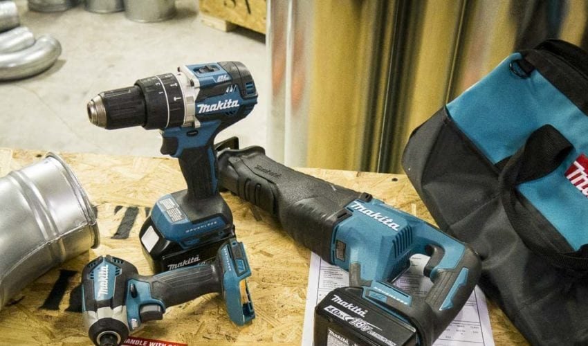 Makita XT328M Brushless Combo Kit