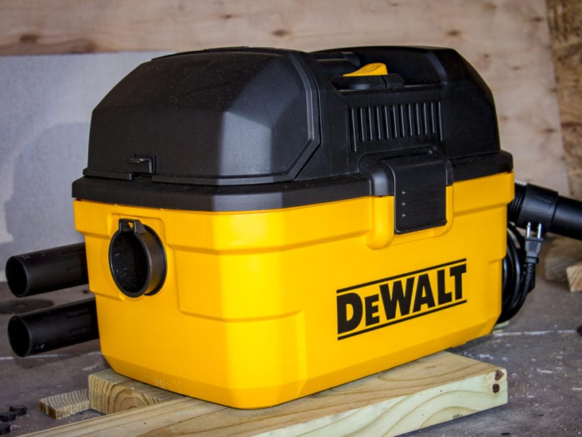 DeWalt 4-Gallon Wet/Dry Vac