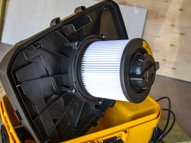 DeWalt 4-Gallon Wet/Dry Vac