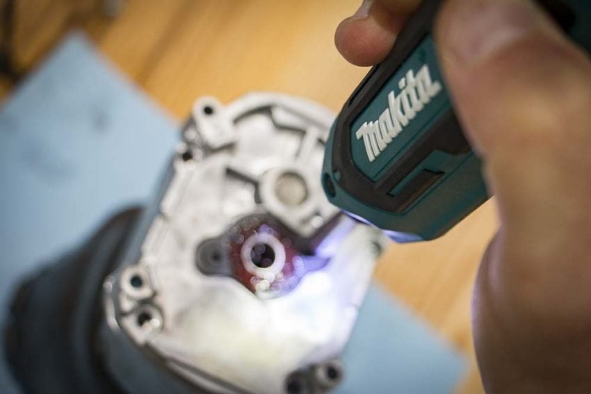 Makita 7.2V Impact Driver Review: Model TD022DSE