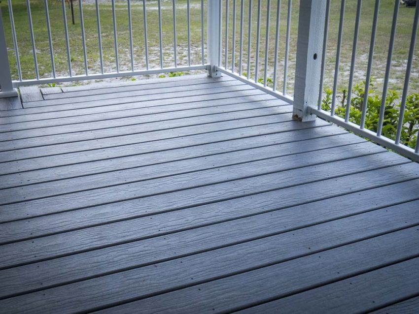 MoistureShield Composite Decking_19