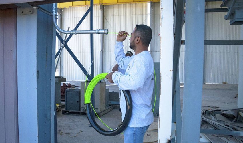 Southwire SIMpull 240 FT Fish Tape