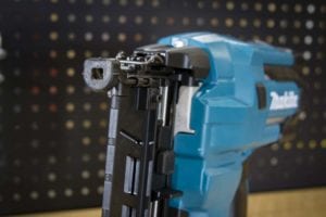 Makita 16-Gauge Cordless Finish Nailer XNB02 Review