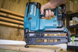 Makita 16-Gauge Cordless Finish Nailer XNB02 Review