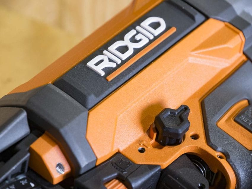 Ridgid 18-Gauge Finish Nailer with Clean Drive R213BNF