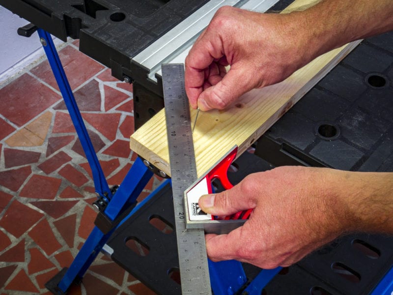 Kapro 325M making marks on wood