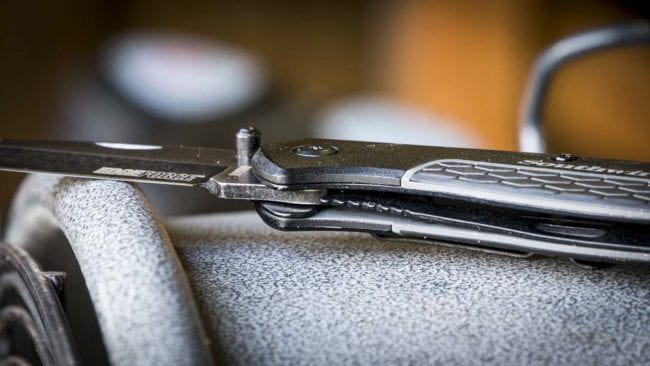 Southwire Pocket Knife: EdgeForce D2 Steel For a Great Price