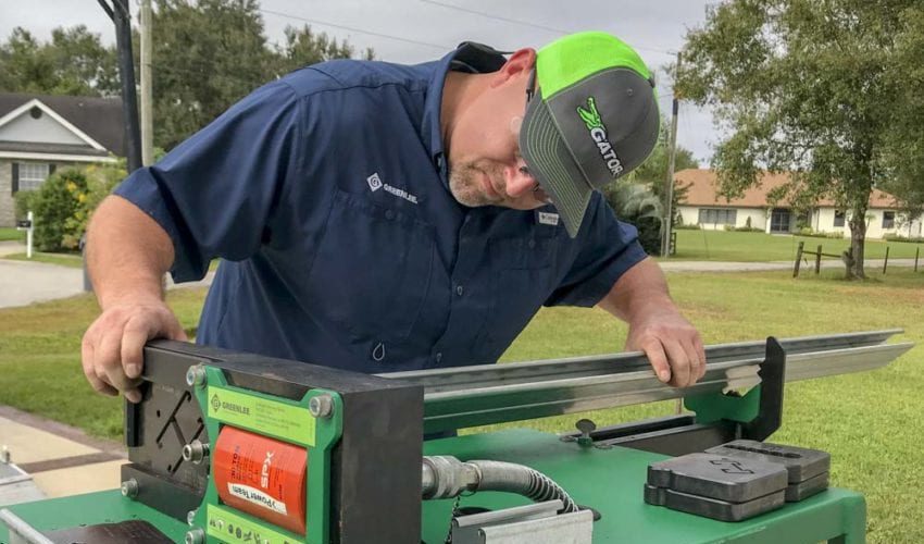 Greenlee Shear 30T: Hydraulically Increasing Productivity