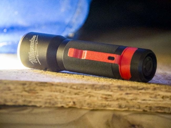 Milwaukee 325-Lumen Focusing Flashlight