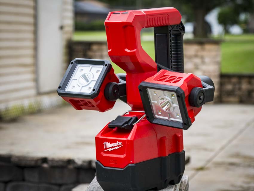 Milwaukee Utility Bucket Light