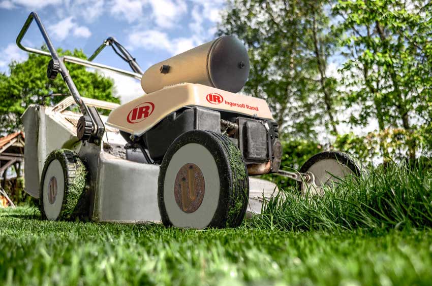 Ingersoll Rand Pneumatic Lawnmower