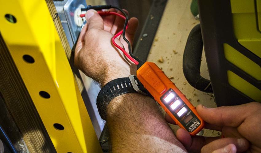 Klein ET45 Voltage Tester