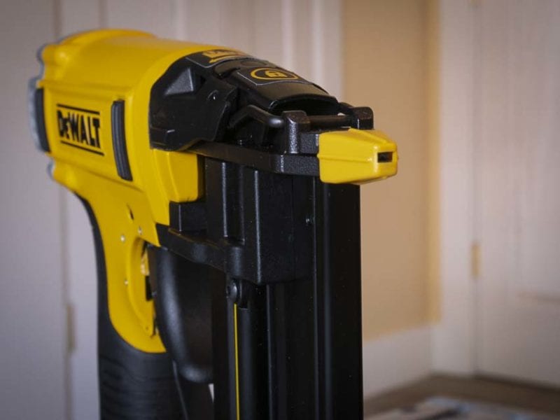 DeWalt DWFP2350K nose